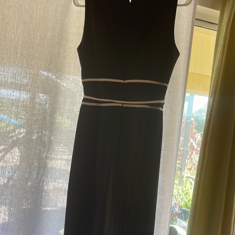 Beautiful Bkack dress - Picture 2 of 4